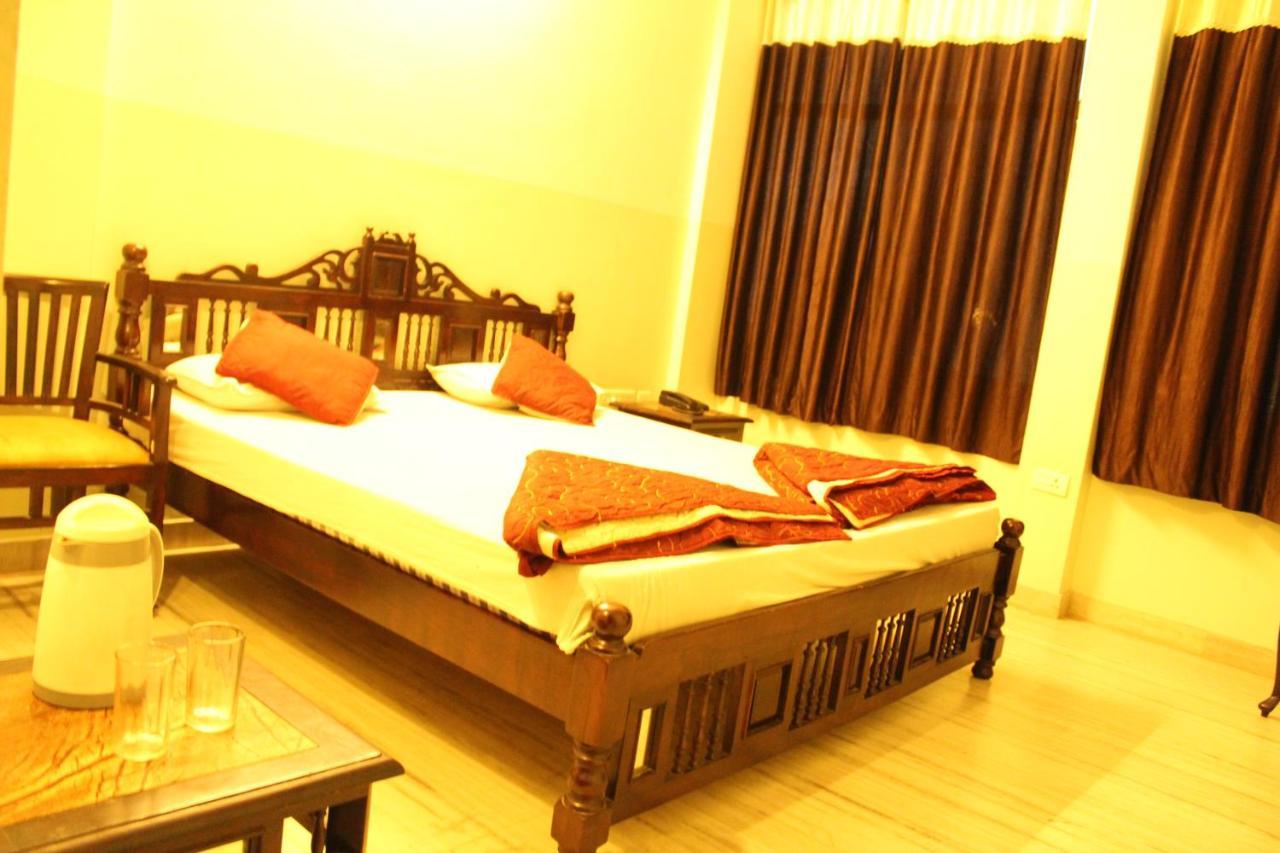 Chit Chat Guest House Dźajpur Zewnętrze zdjęcie