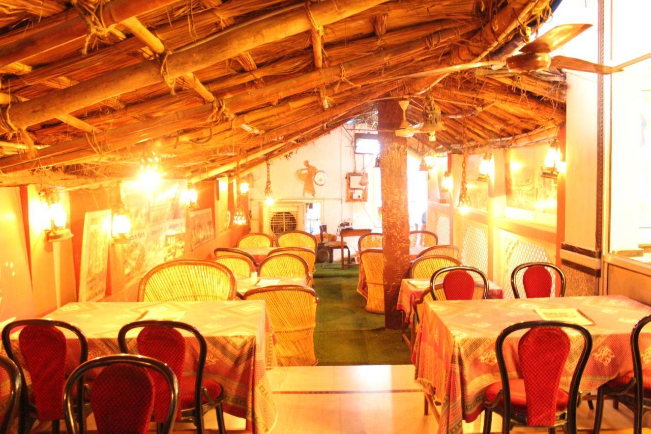 Chit Chat Guest House Dźajpur Zewnętrze zdjęcie