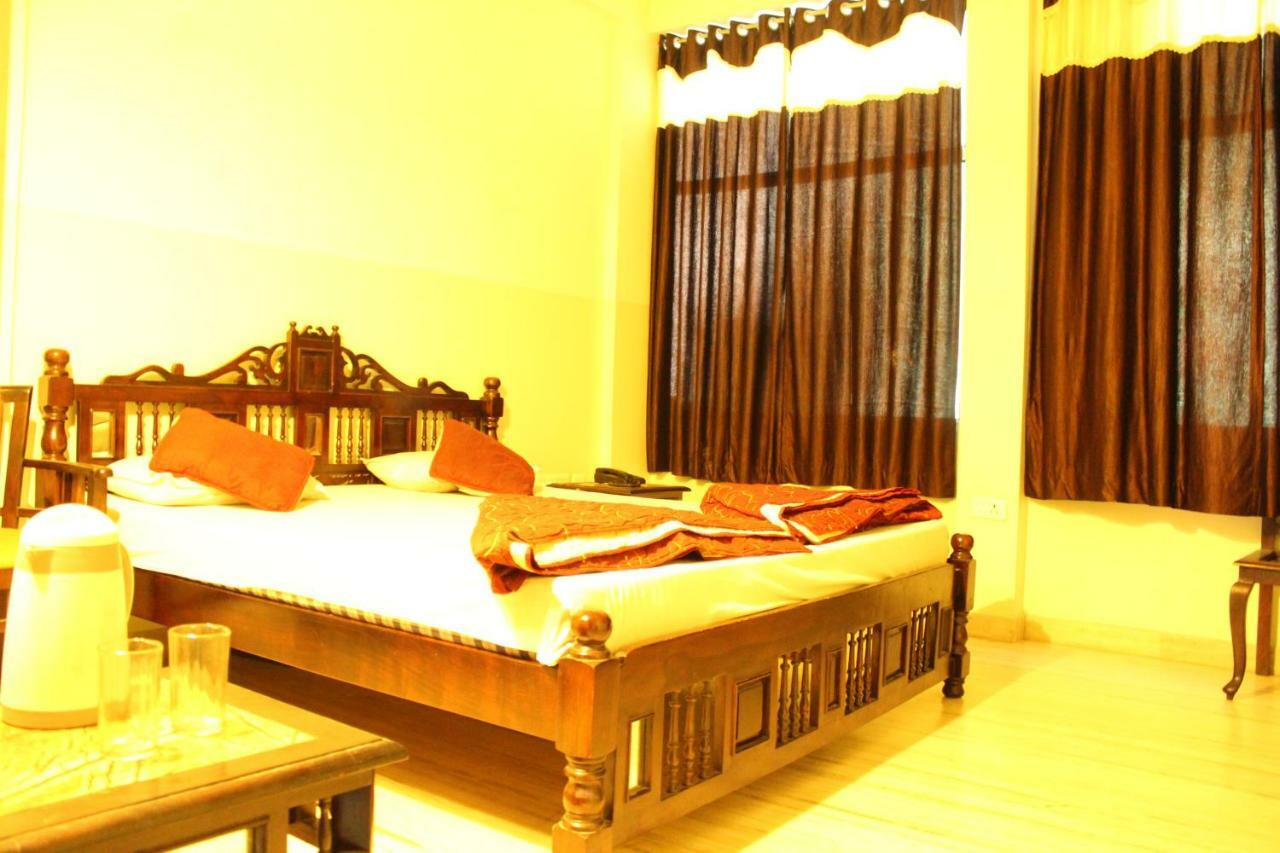 Chit Chat Guest House Dźajpur Zewnętrze zdjęcie